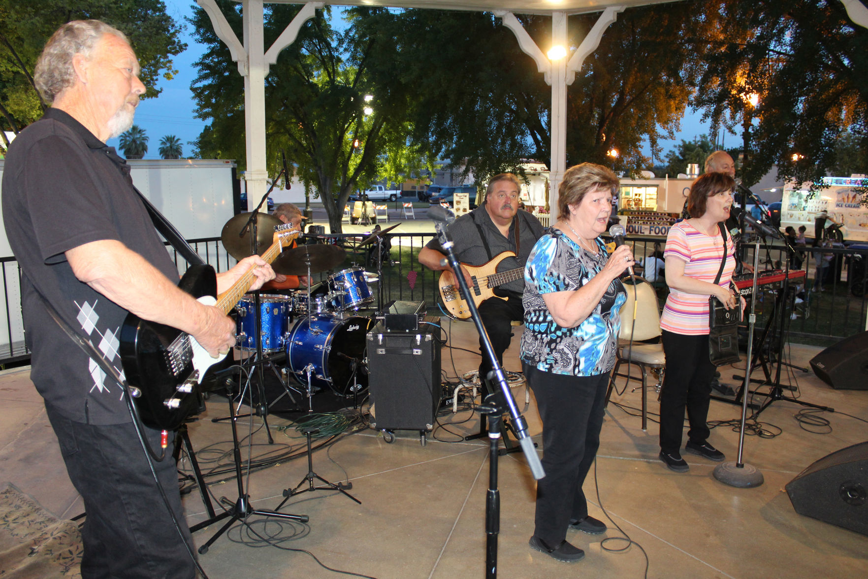Raisin Festival: Live music